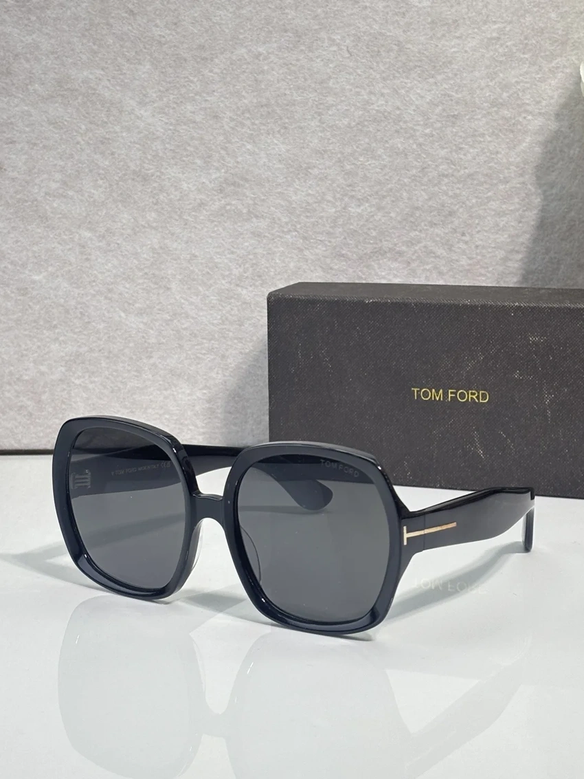 Wholesale Tom Ford TF1221 Juan Sunglasses | B2B Optical Distributor