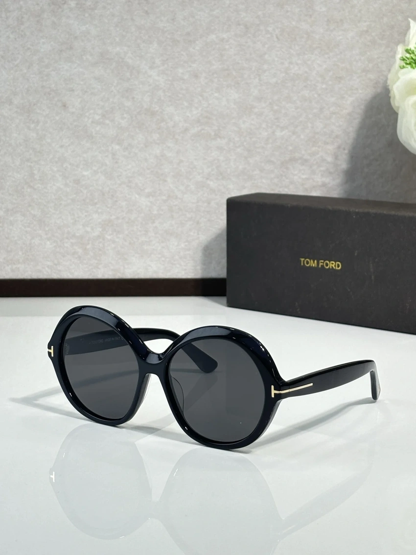 Premium Tom Ford TF1282 Penelope Sunglasses – Wholesale Distributor