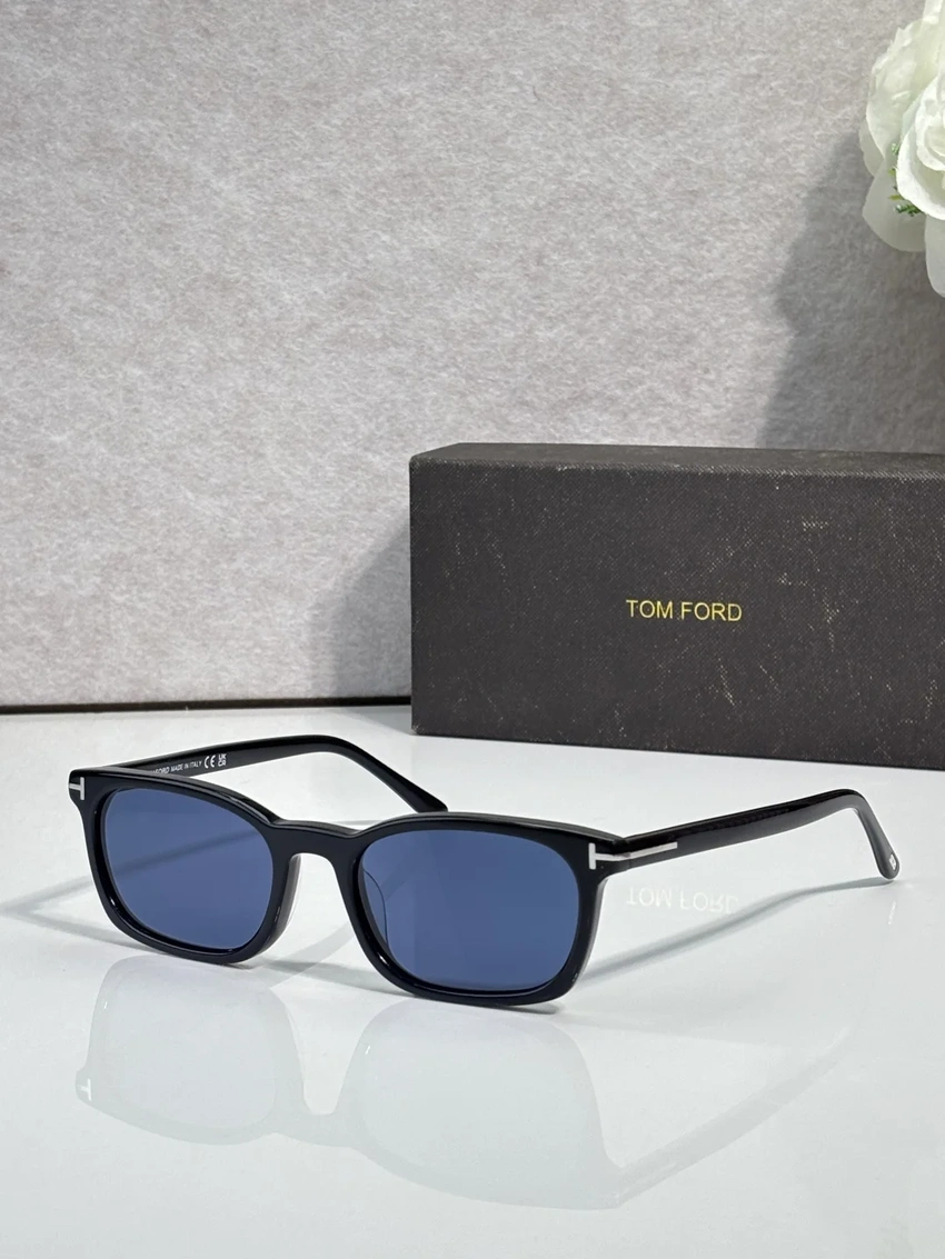 Tom Ford TF1300 Sunglasses Aviator Wholesale | Optical Retail Supplier
