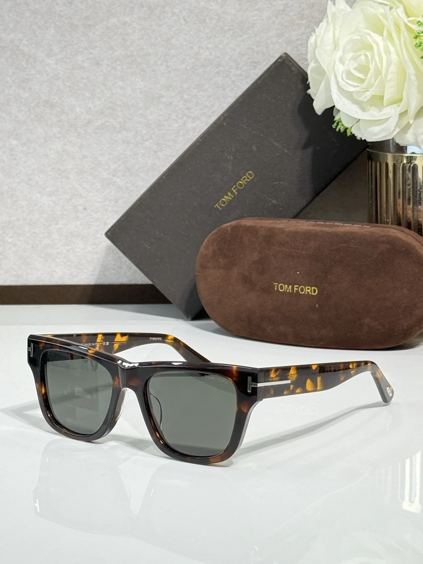 Tom Ford TF1304 Solange Sunglasses – Wholesale Optical Frames Supplier