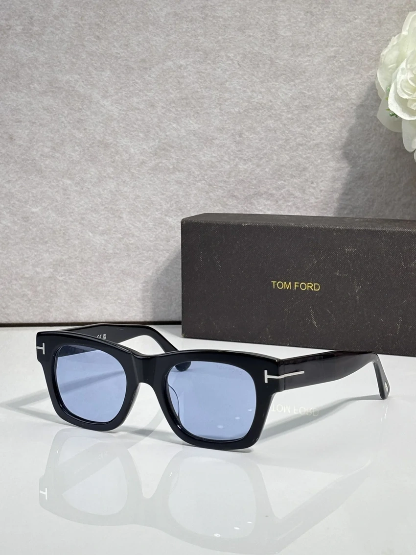 Wholesale Tom Ford TF1314 Oversized Sunglasses | B2B Optical Distributor