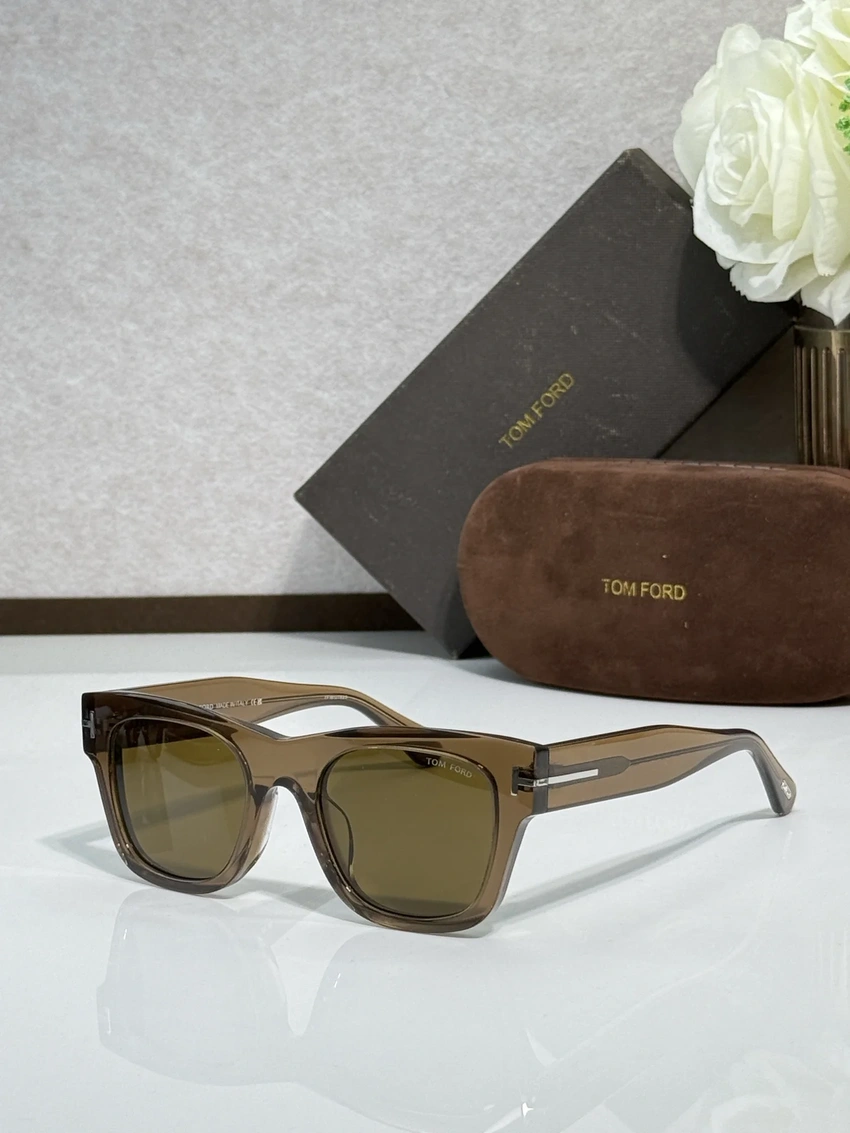 Wholesale Tom Ford TF1314 Oversized Sunglasses | B2B Optical Distributor