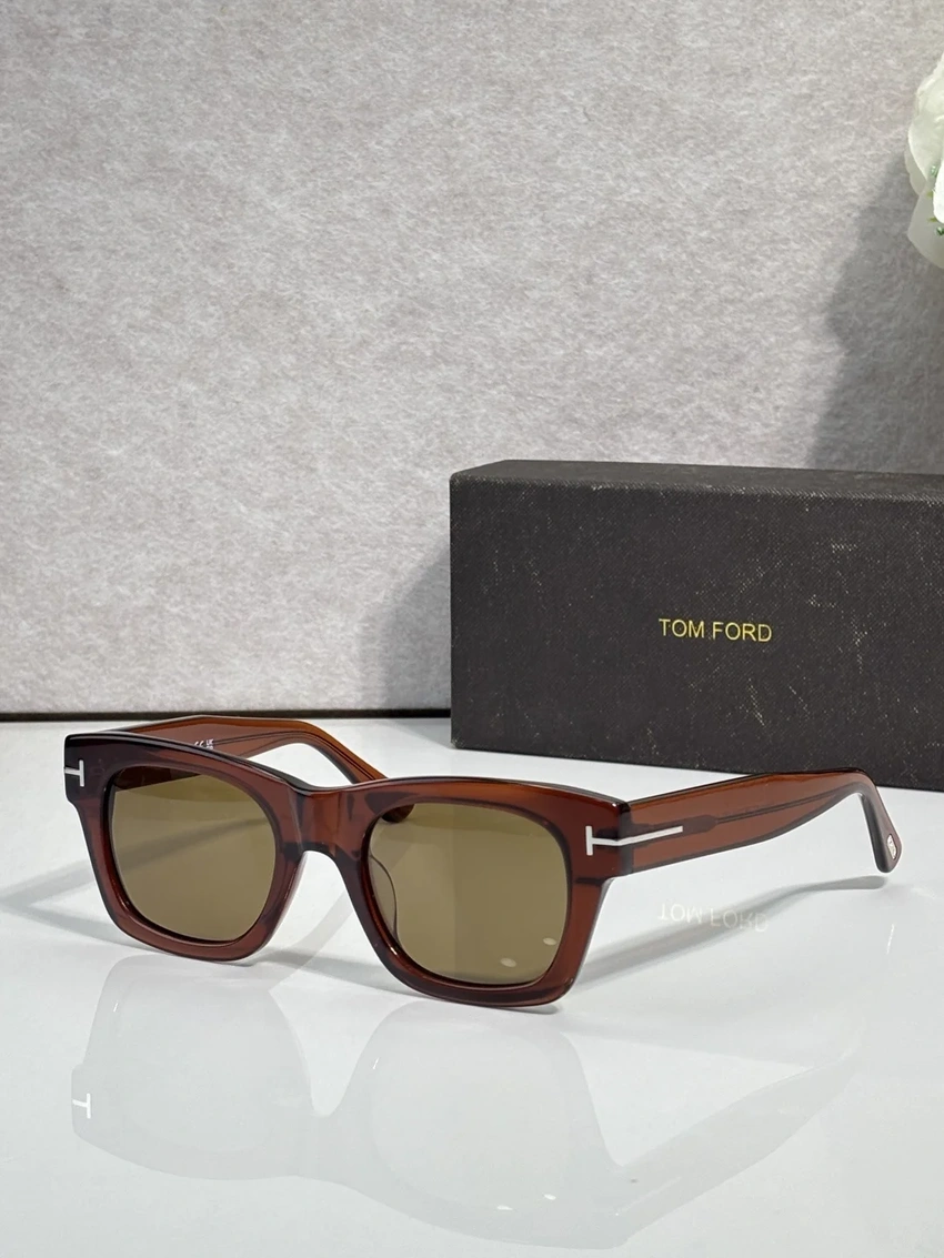 Wholesale Tom Ford TF1314 Oversized Sunglasses | B2B Optical Distributor