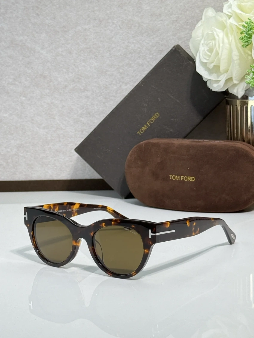 Wholesale Tom Ford TF1315 Shades Women | B2B Optical Distributor