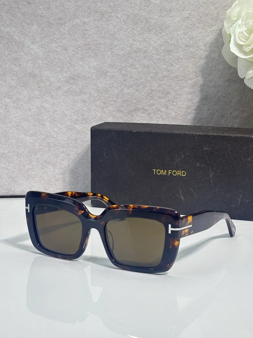 Premium Tom Ford TF1318 Glasses With Magnetic Sunglasses – Wholesale Distributor