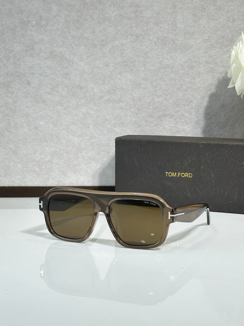 Premium Tom Ford TF1324 Black Aviator Sunglasses – Wholesale Distributor