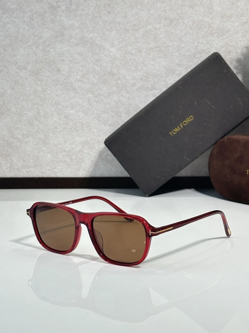 Tom Ford TF5806 Raoul Sunglasses for Wholesale | Optical Store Supplier