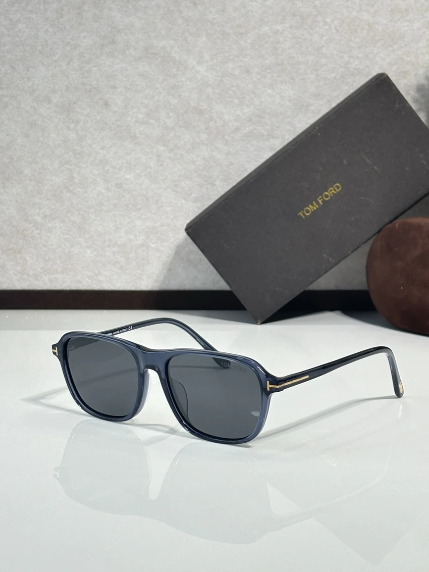 Tom Ford TF5806 Raoul Sunglasses for Wholesale | Optical Store Supplier
