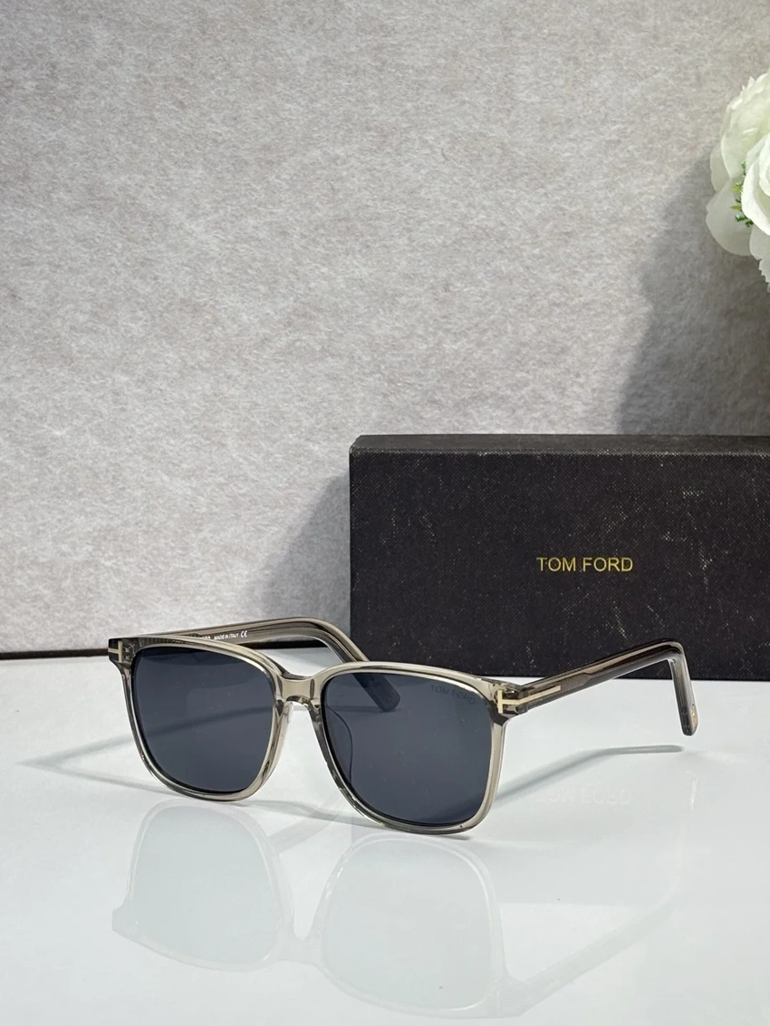 Tom Ford TF6003 Gia Sunglasses for Wholesale | Optical Store Supplier