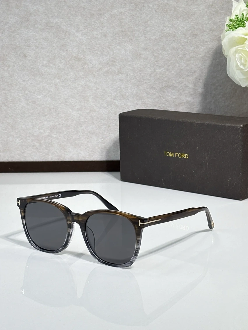 Tom Ford TF6052 Hanley Sunglasses for Wholesale | Optical Store Supplier