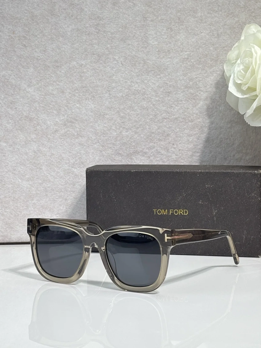 Tom Ford TF690 Sunglasses James Bond Spectre Wholesale | Optical Retail Supplier